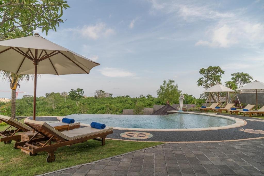 Great View Suite Room with Pool near Pandawa Beach