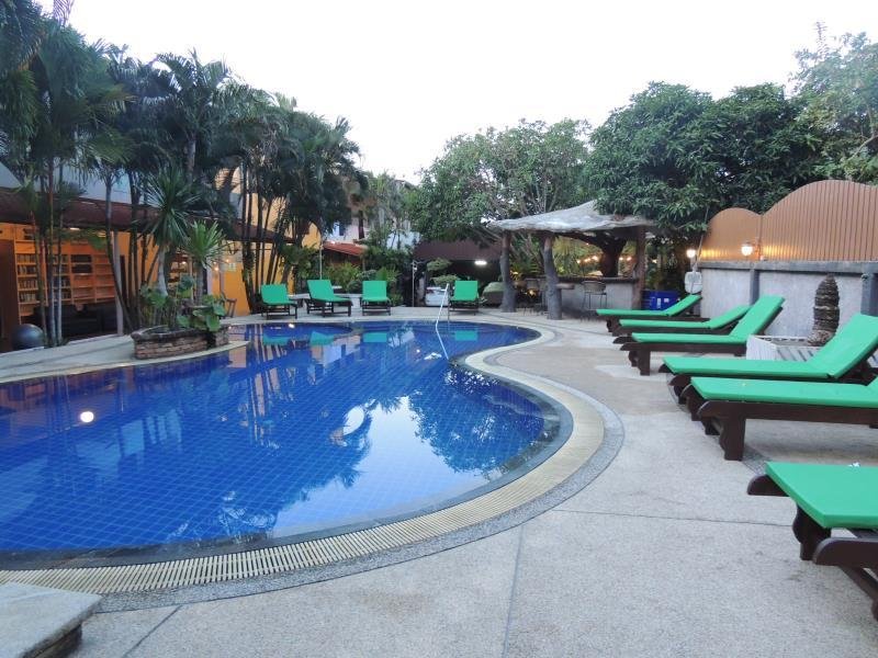 Khaolak Grand City Hotel