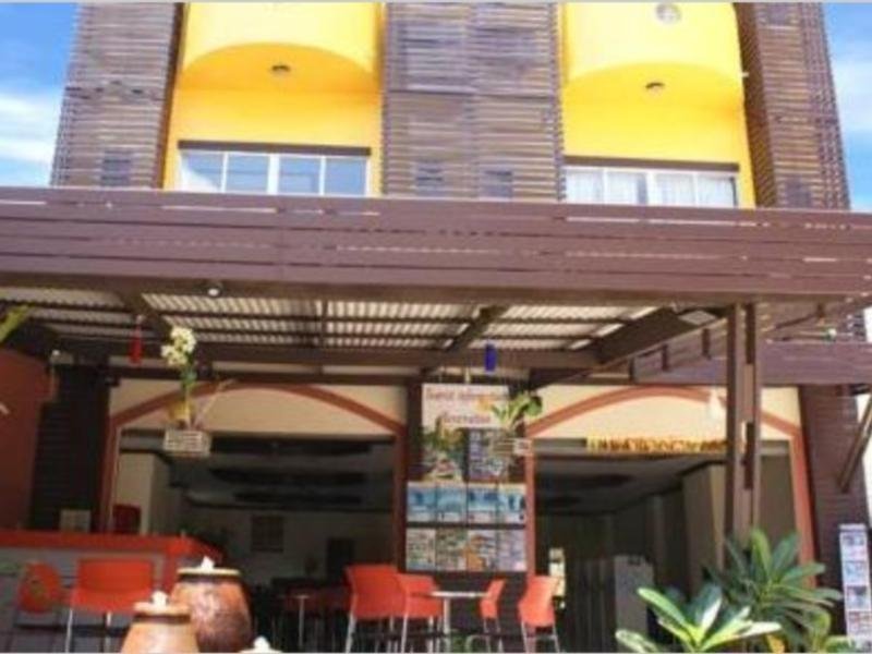Luna House