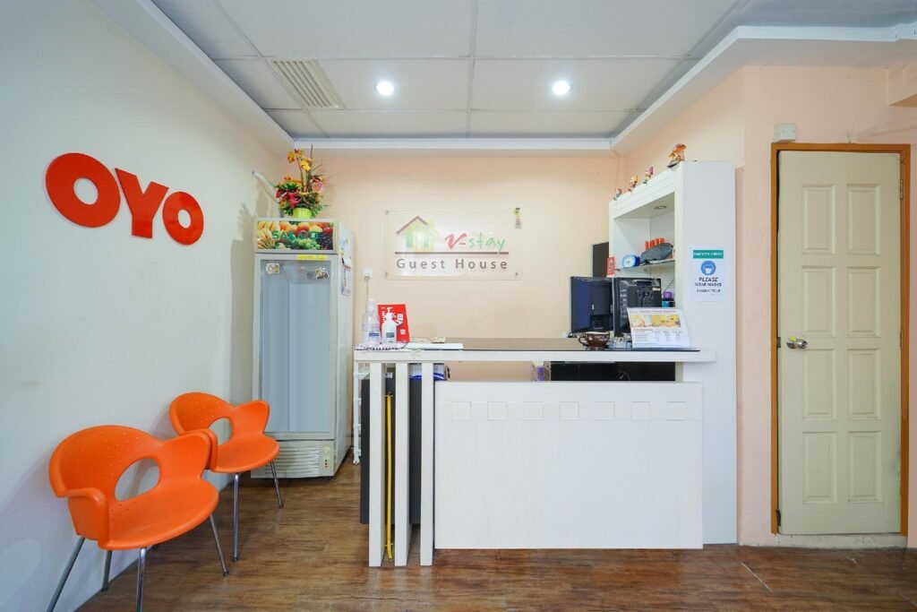 OYO 89881 V Stay Guesthouse