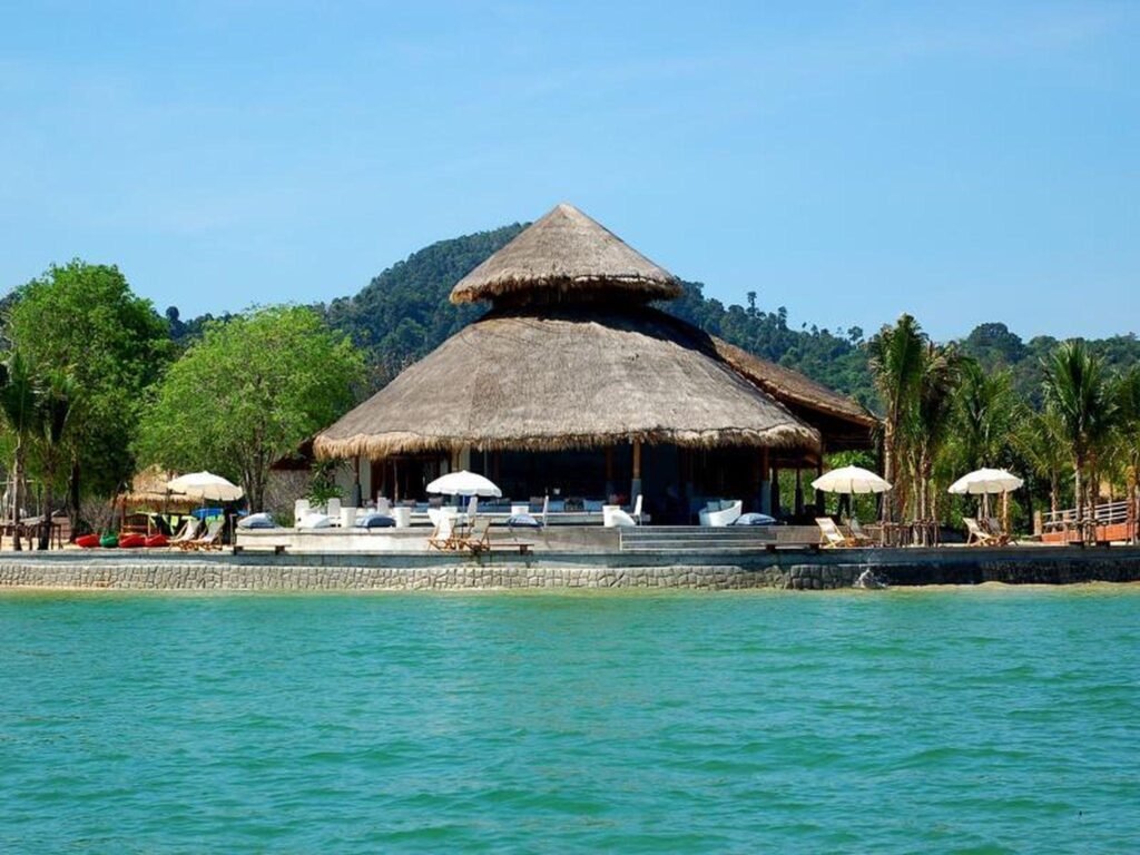The Blue Sky Resort@ Koh Payam