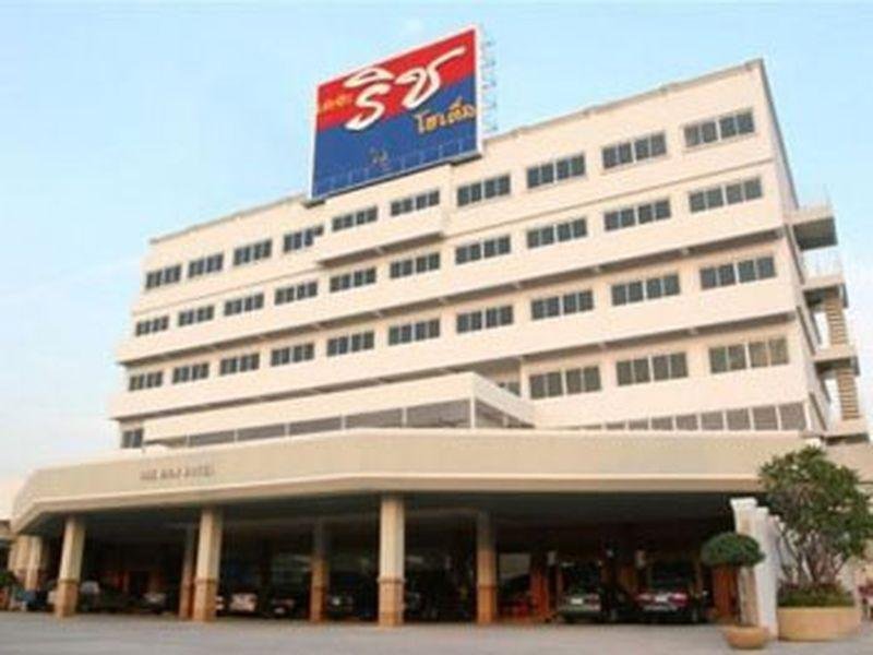 The Rich Hotel