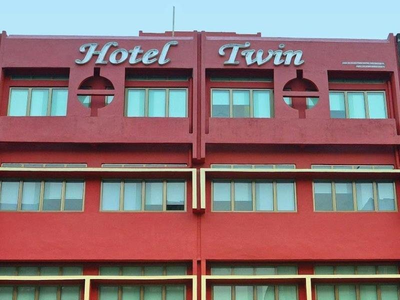 Twin Hotel