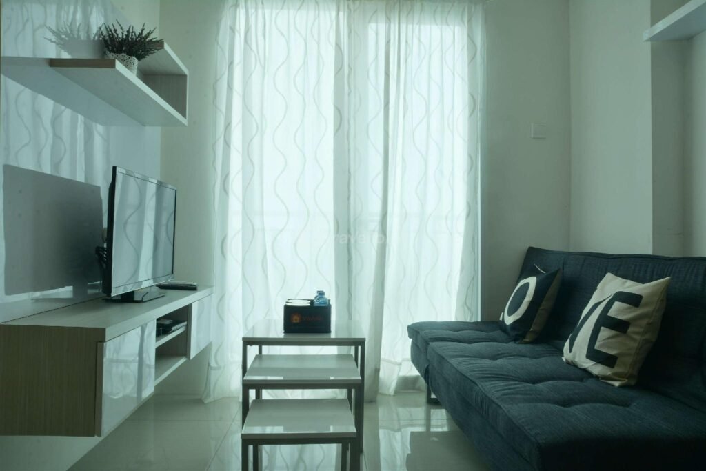2 BR Woodland Park Apt By Travelio