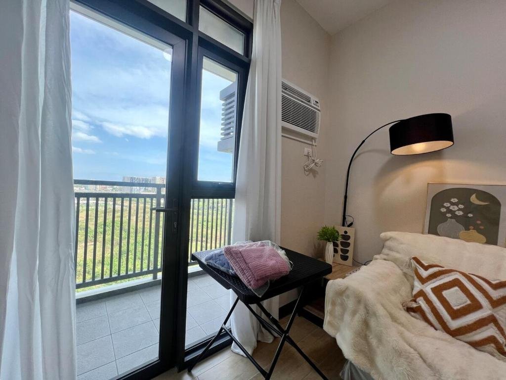 1 BR Executive Suite Gentry Manor by JMS, Manila, Philippines