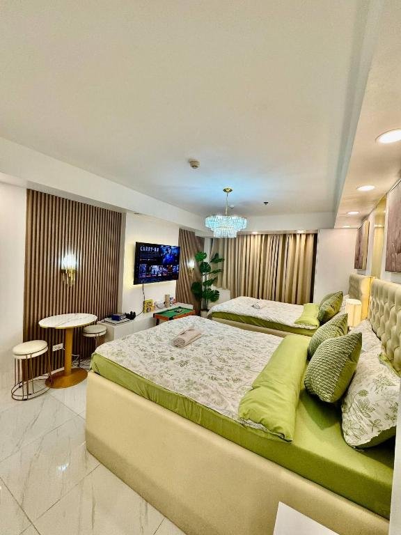 1BR Bahamas 19th floor Azure Paraaque Manila Philippines Reviews and Travel Guide