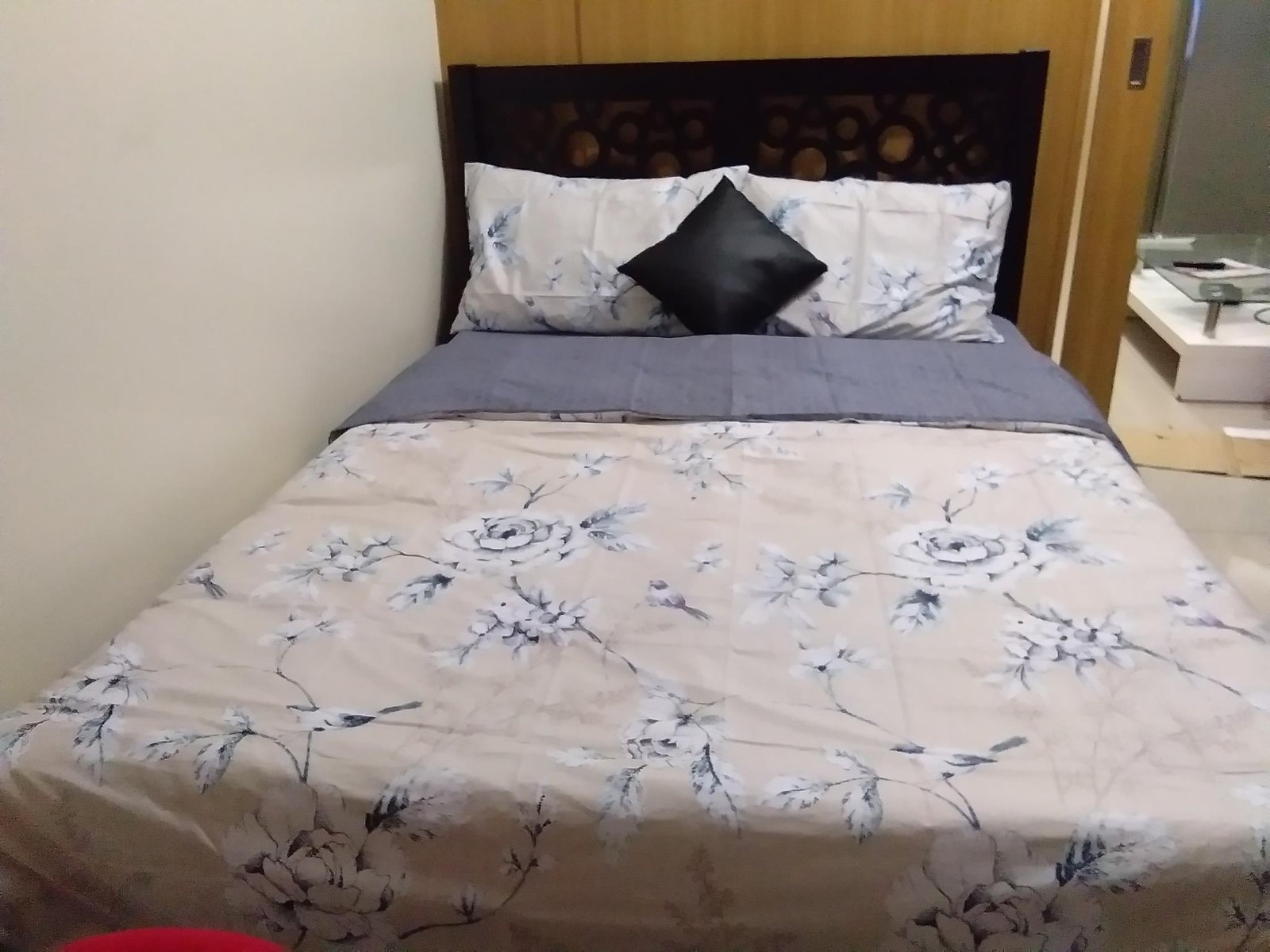 1BR for 3 pax, free Wi-Fi near Mall of Asia
