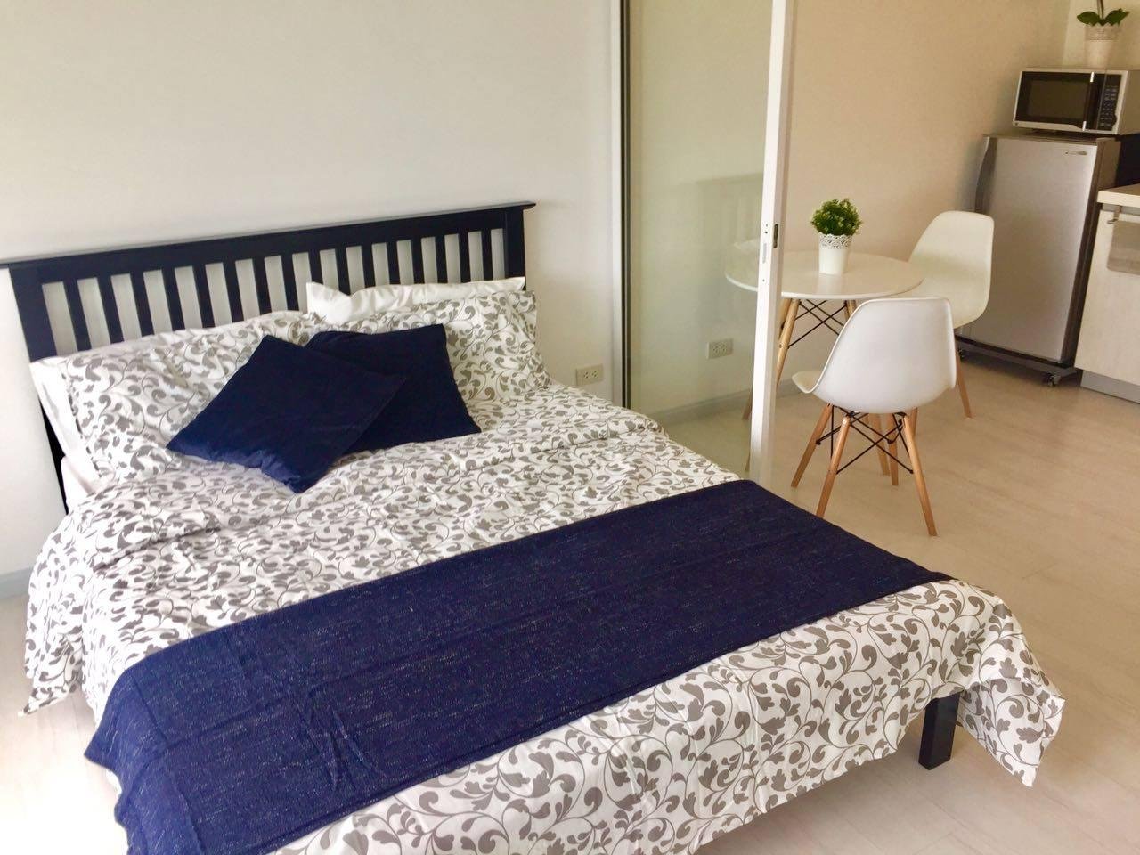 1Bedroom City VIew in Azure Urban Resort Residences