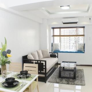 2min away from GreenBelt with Fiber & Netflix