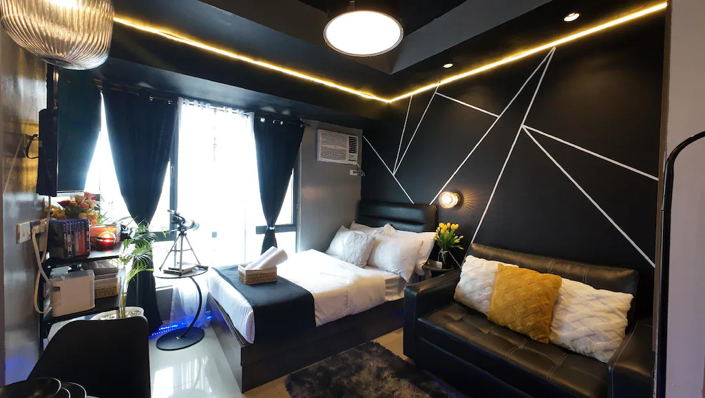 35th Couple’s Escape: City Views, Manila, Philippines