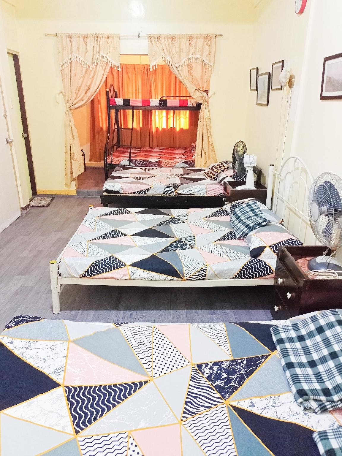 3BR Tagaytay Townhouse for Daily Rent