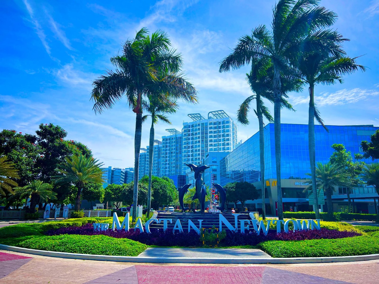 8 Newtown Blvd Condo Near Airport