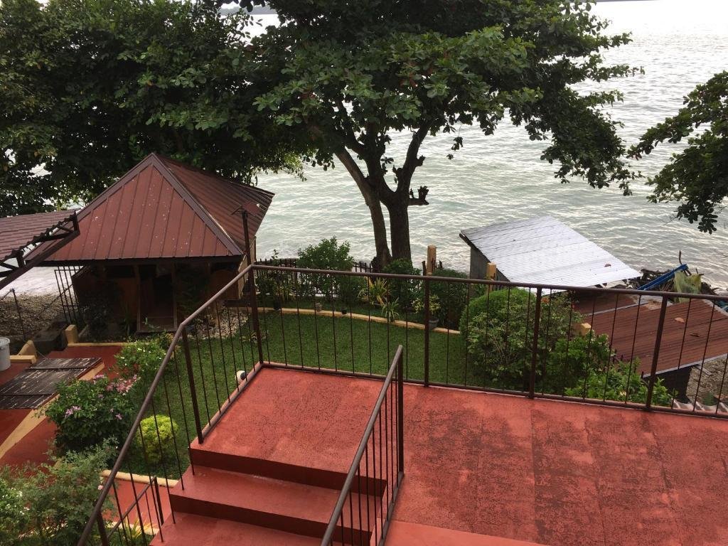 A- beautiful beachfront apartment, Davao City, Philippines