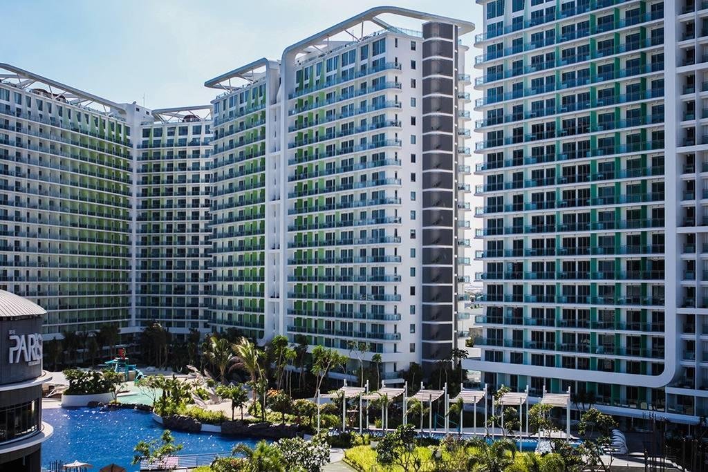 AZURE A3 WAVEPOOL BALCONY NEAR AIRPORT MALL