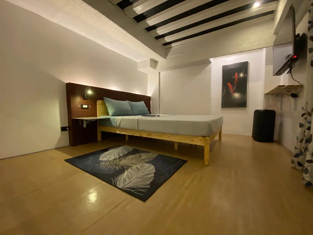 Adorable - 2A, Chill Room, Manila, Philippines