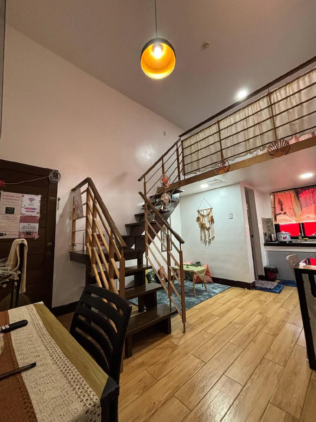 Agoda Kazoku LOFT Type Parking Netflix WIFI, Subic (Zambales), Philippines