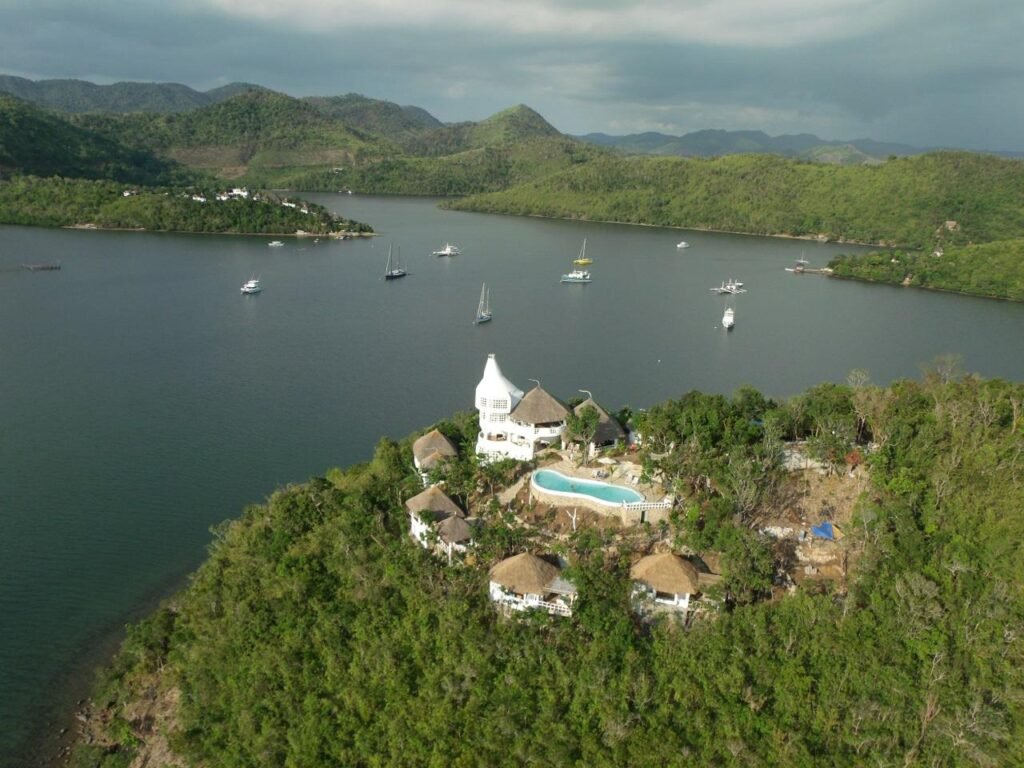 Al Faro Cosmio Hotel