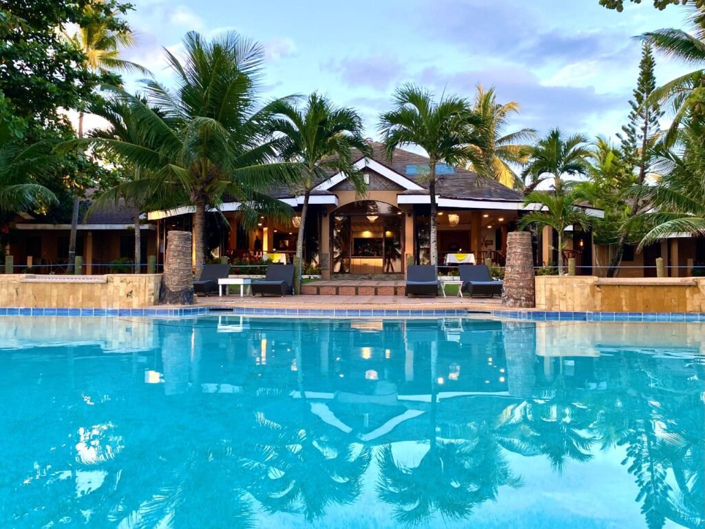 Anda White Beach Resort