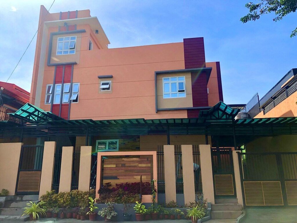 Anicia Guesthouse with 8 Bedrooms, Manila, Philippines