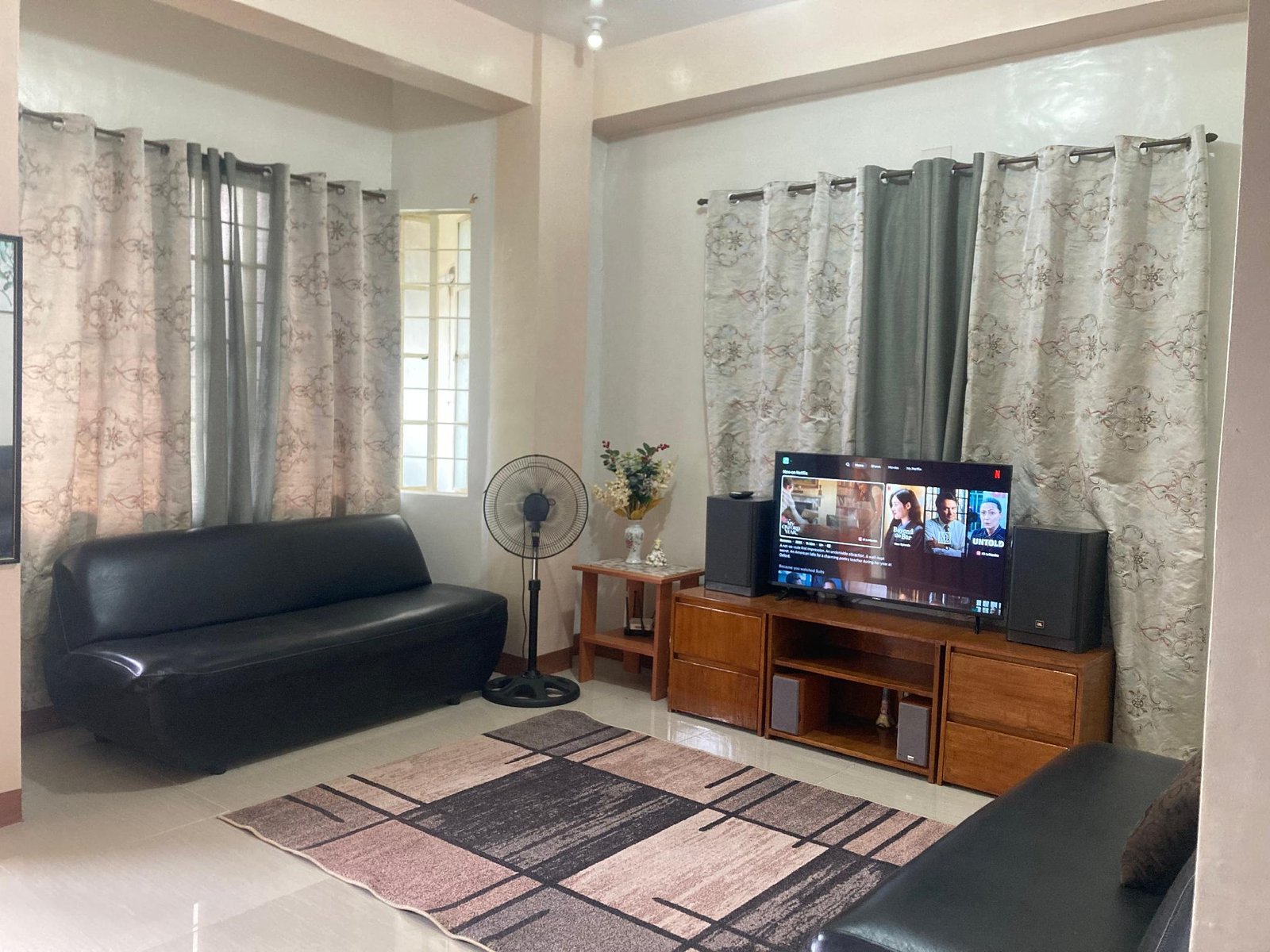 Anne’s  Ville 3 with FIBER internet and PARKING