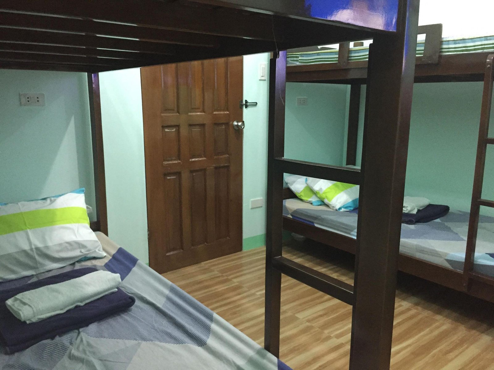 Anne’s Ville 4 with FIBER internet & PARKING