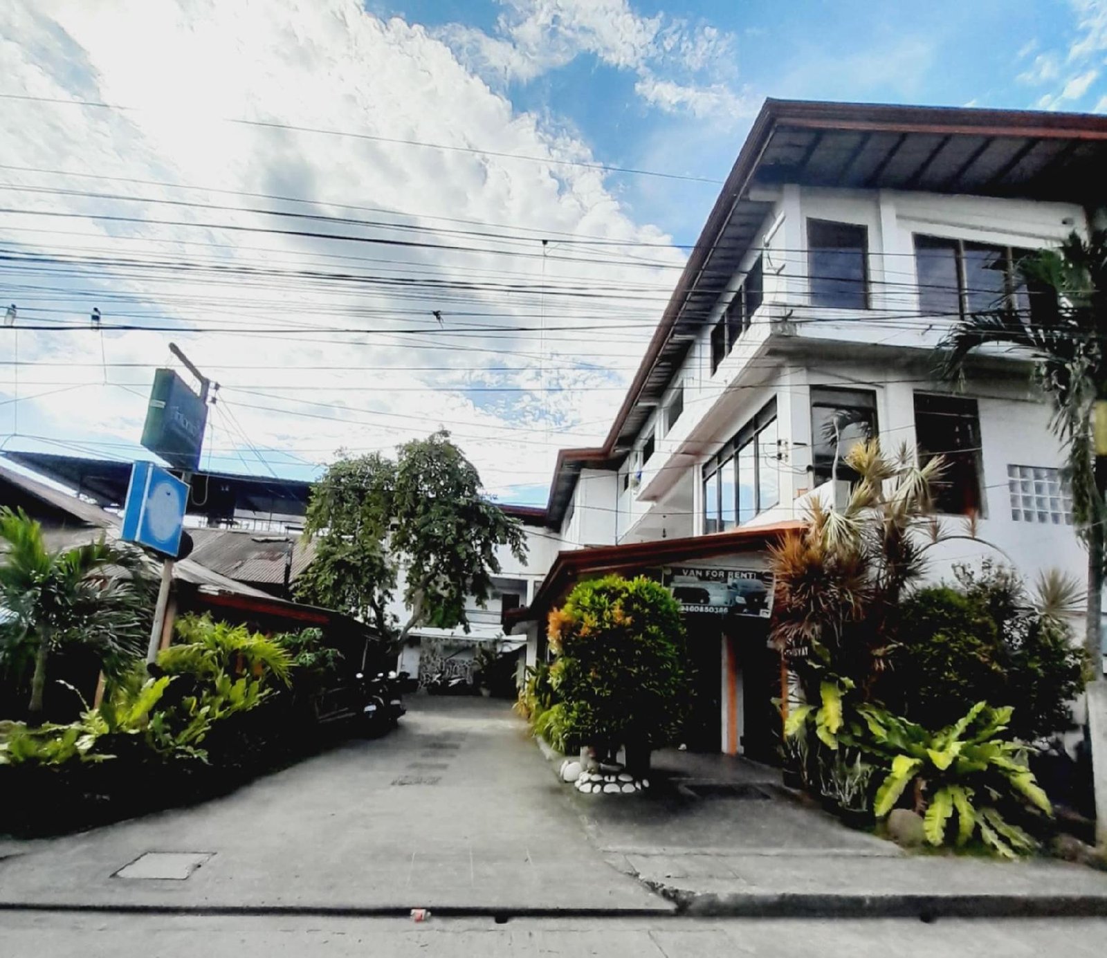 Antonios Pension House