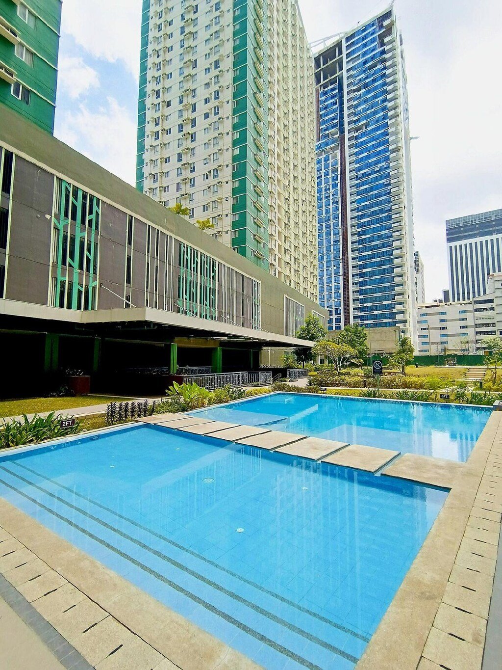 Avida Riala 308 T3 IT Park Spacious Studio 350Mbps, Cebu, Philippines