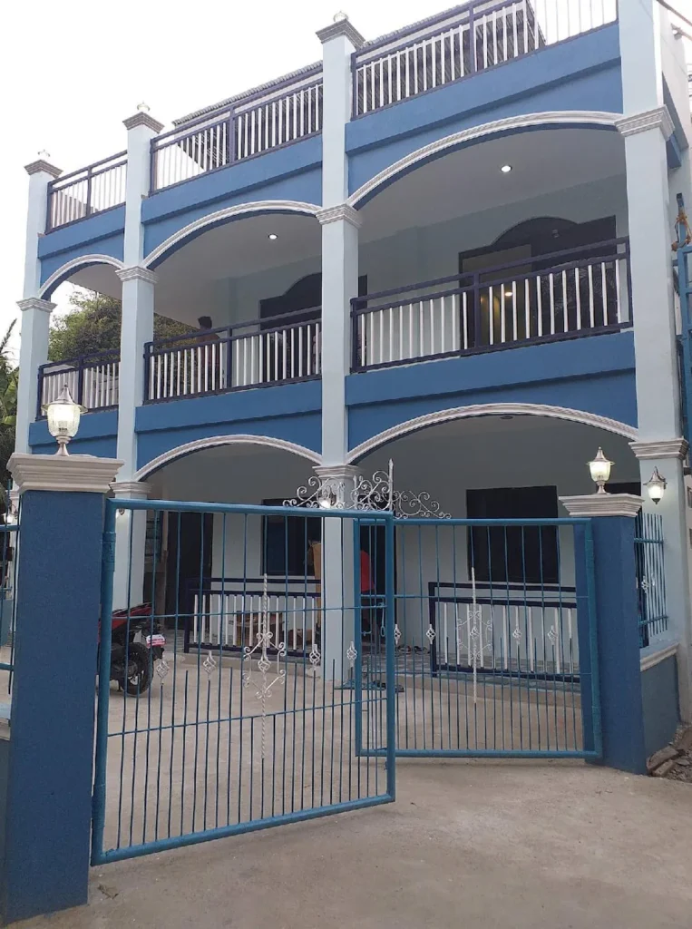 Azulea Double Deluxe 1 Reviews and Travel Guide: The Ultimate 2.5-Star Stay in Cebu, Philippines