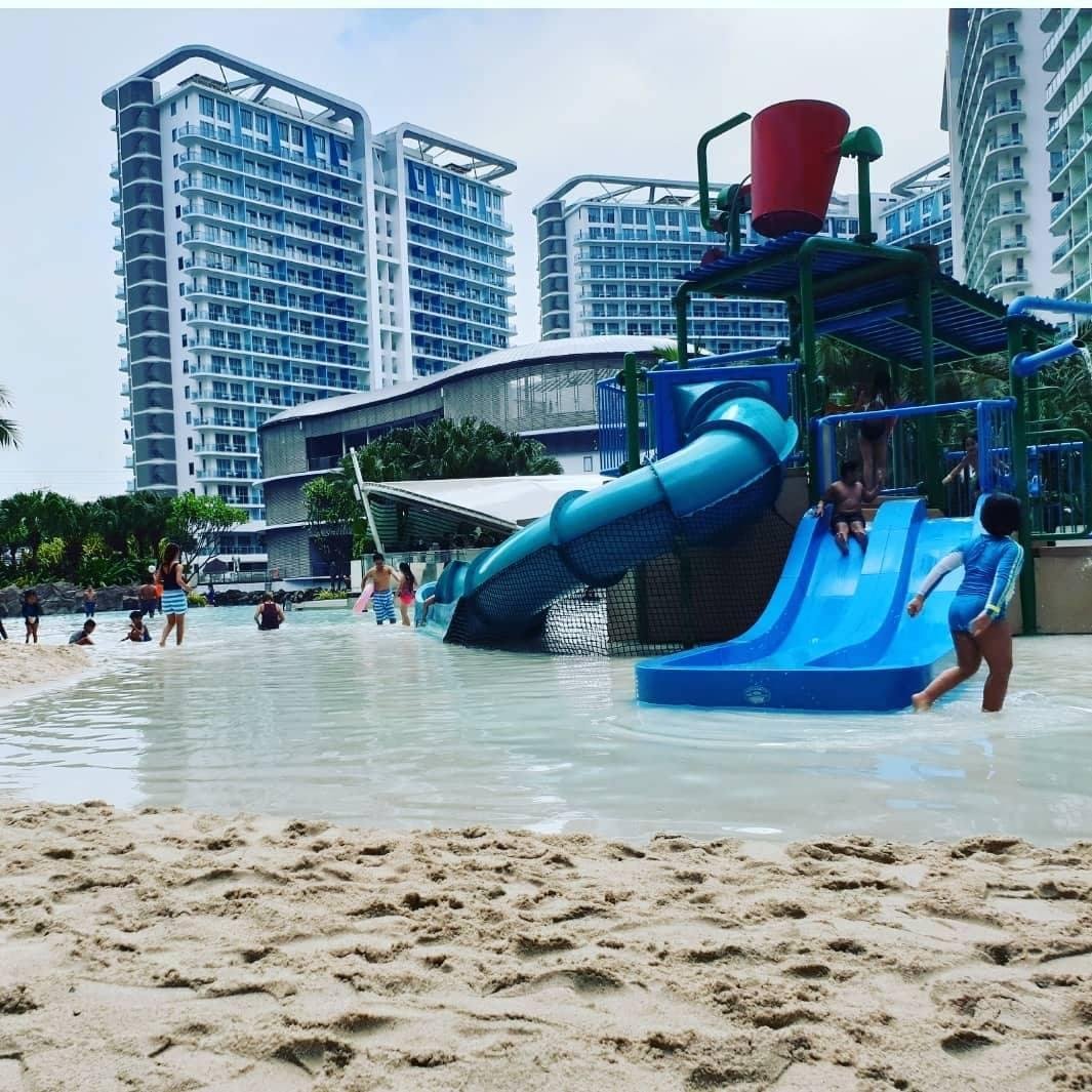 Azure Luxury Suite by VacationsPH