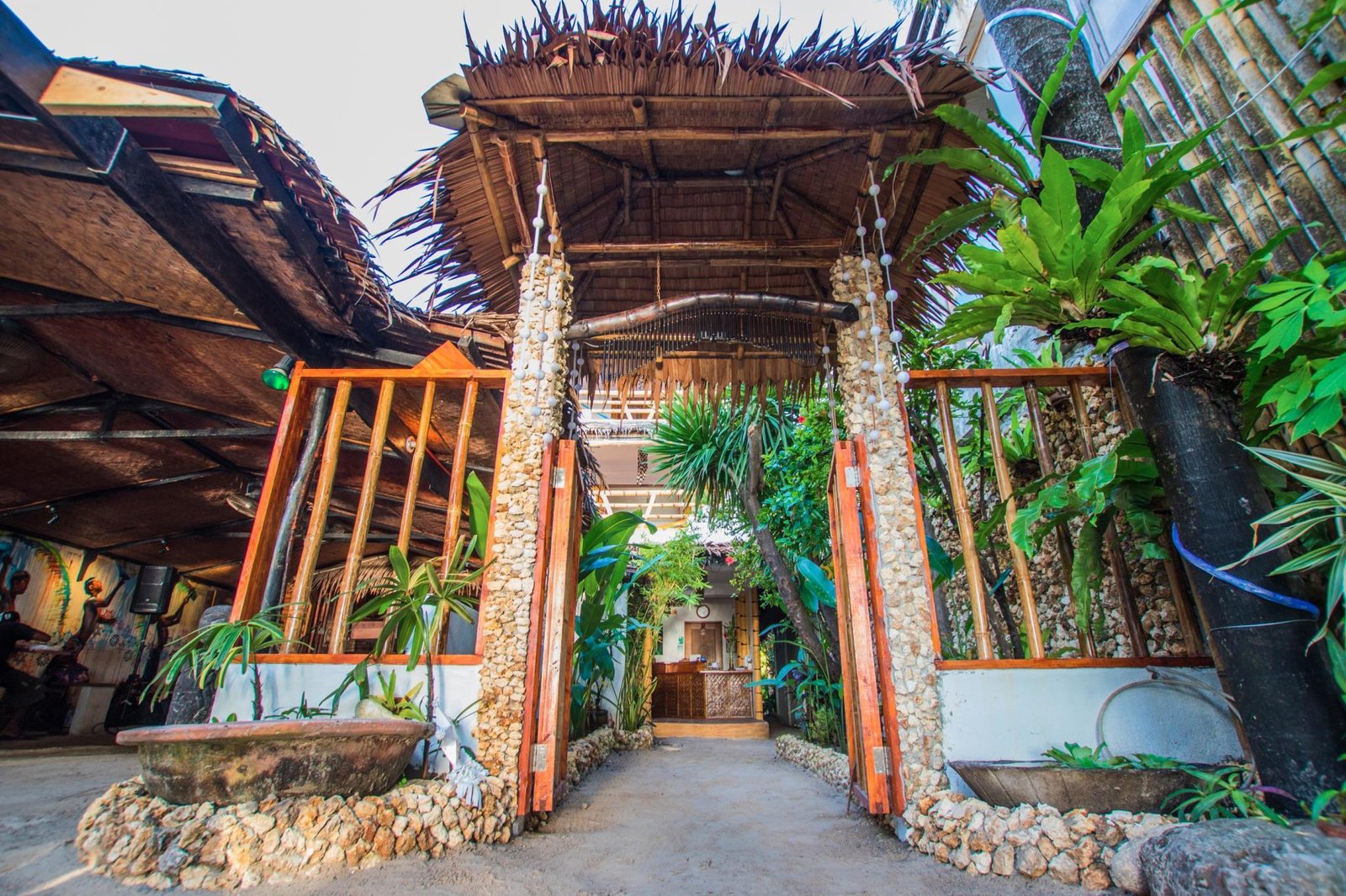 Bamboo Bungalow Resthouse Boracay