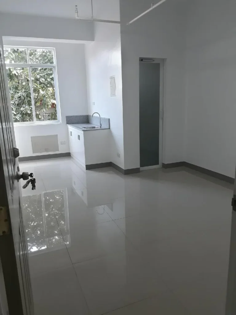 Bare Studio Apartment unit for Rent in Quezon City, Manila, Philippines