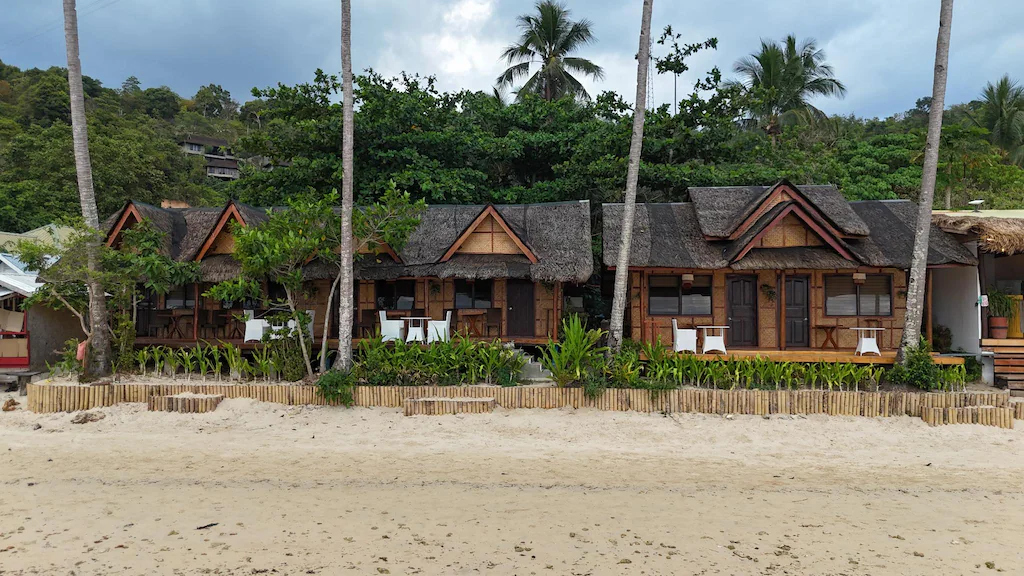 Beach Huts El Nido Palawan Reviews and Travel Guide