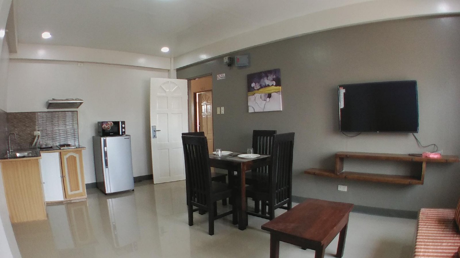 Beinte Singko de Marso Apartment 303