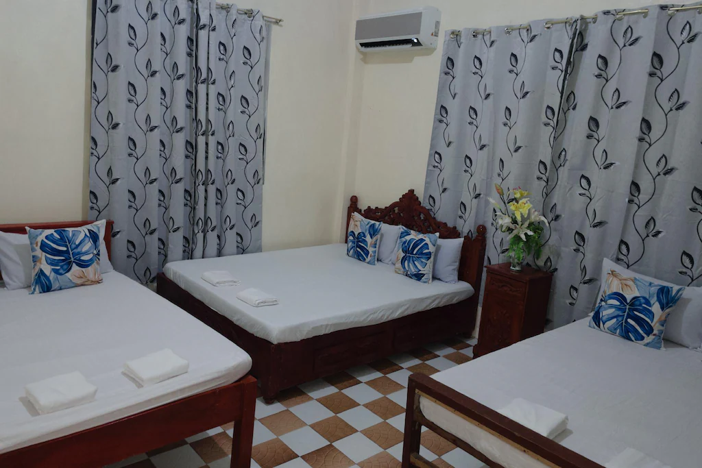 Besañes Homestay, Alaminos City, Philippines