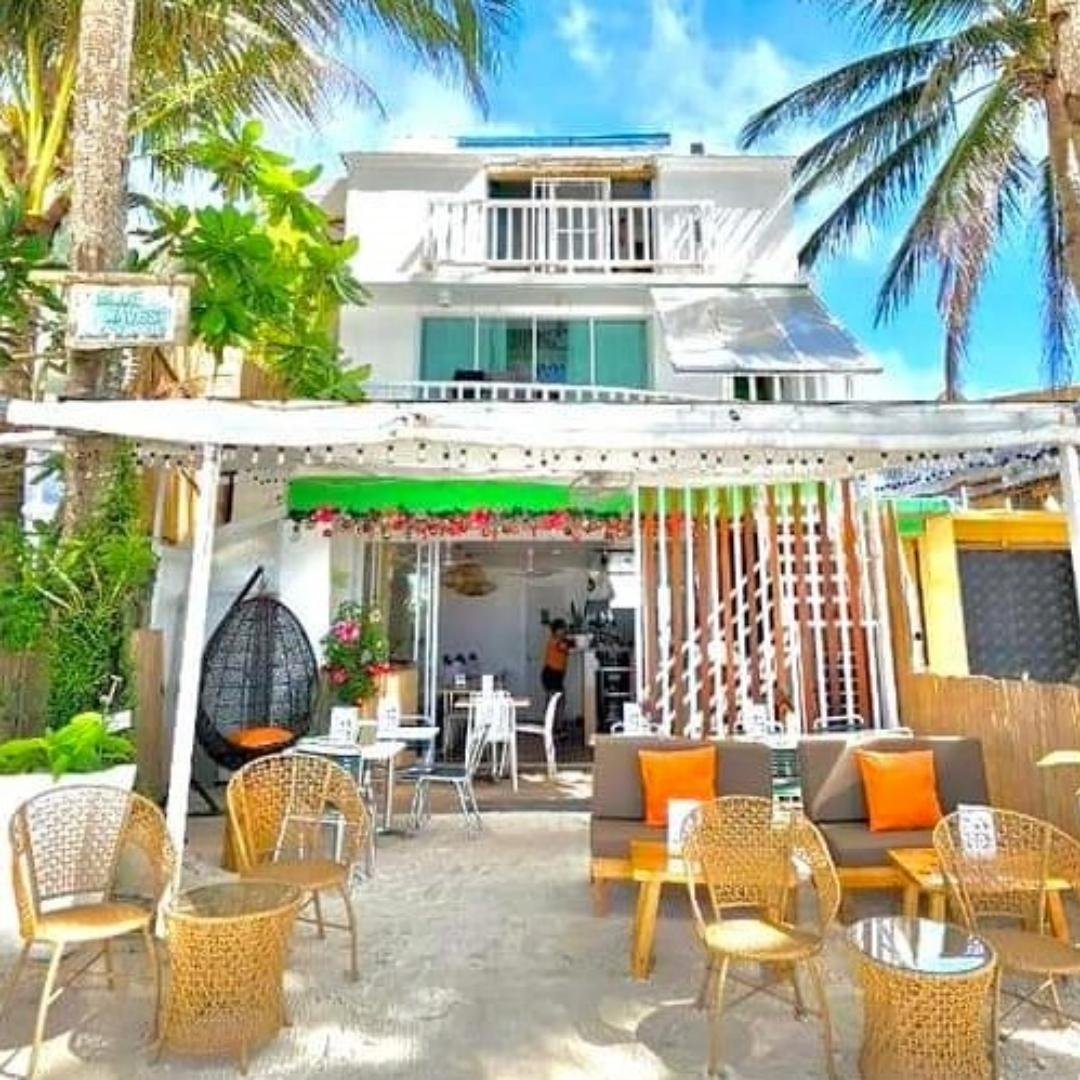 Bluewaves Beach House