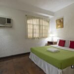 Broadway Court Apartelle