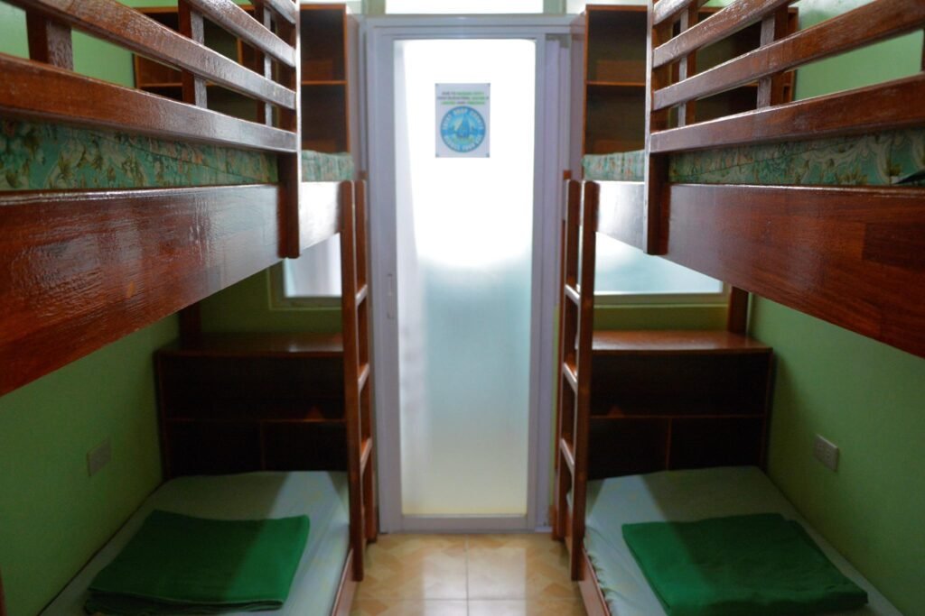 Budget Room for 2-4 pax near Market & Session Rd