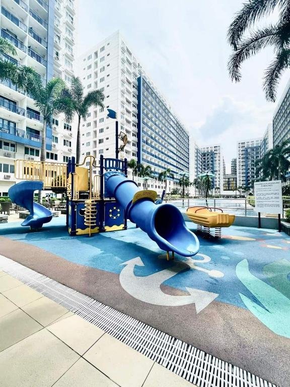 Chin’s Place Sea Residences MOA, Manila, Philippines