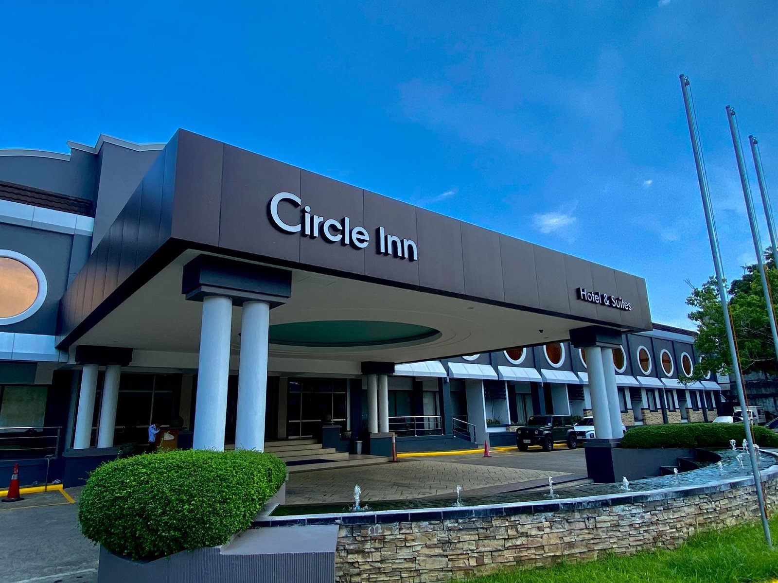 Circle Inn - Hotel & Suites