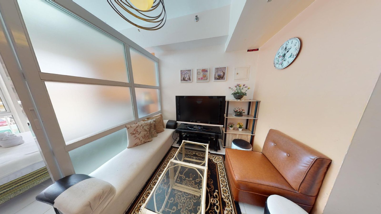 Cityland Poolview,Wifi,self-check-in