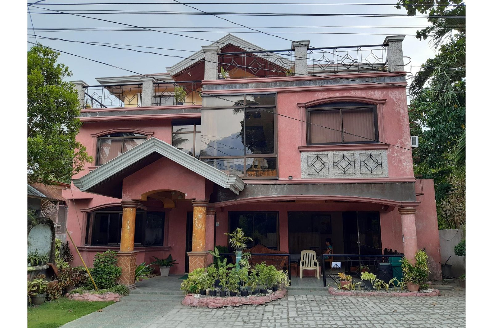 Coco Grove Tourist Inn