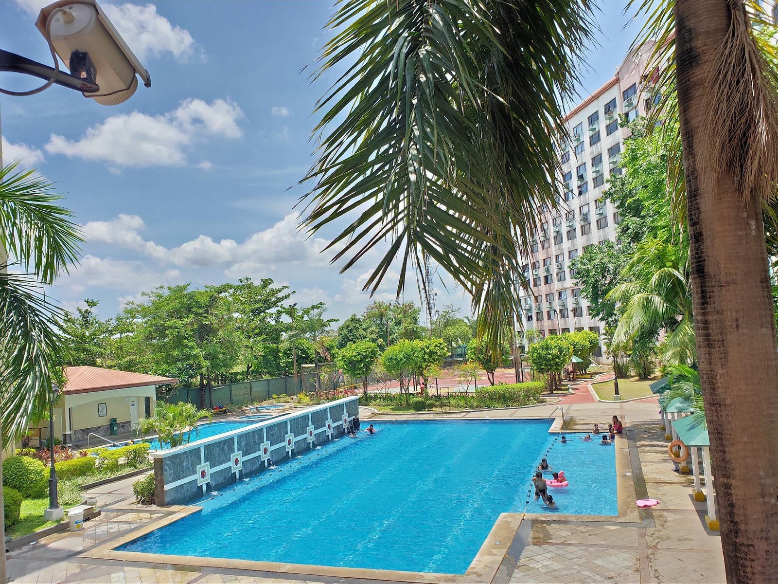 Condo Unit in Pasig/Cainta 2BR fully furnished