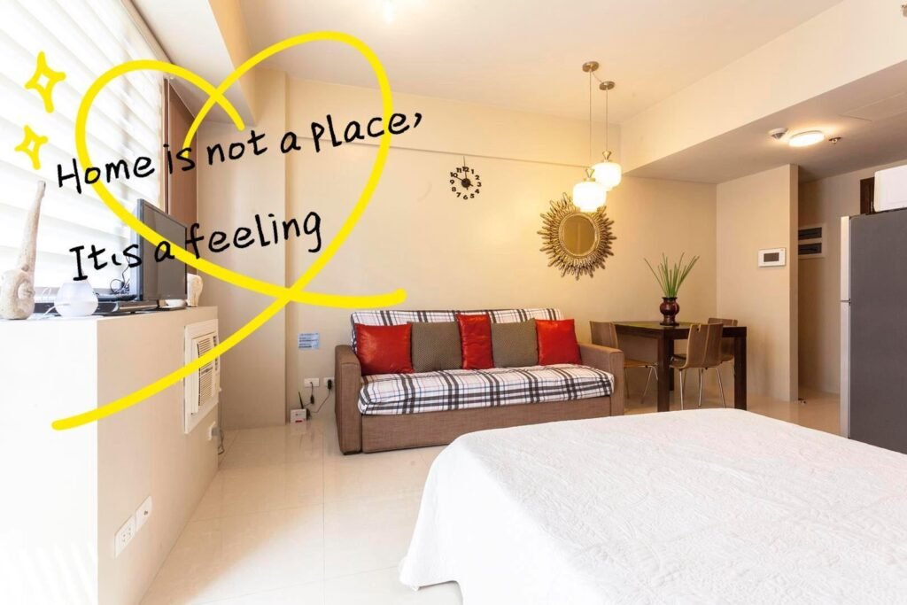 Cozy Airport Condo | 7-min Walk to Terminal 3