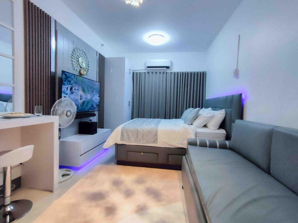 Cozy Condo Unit in Mandaluyong City, EDSA, Manila, Philippines