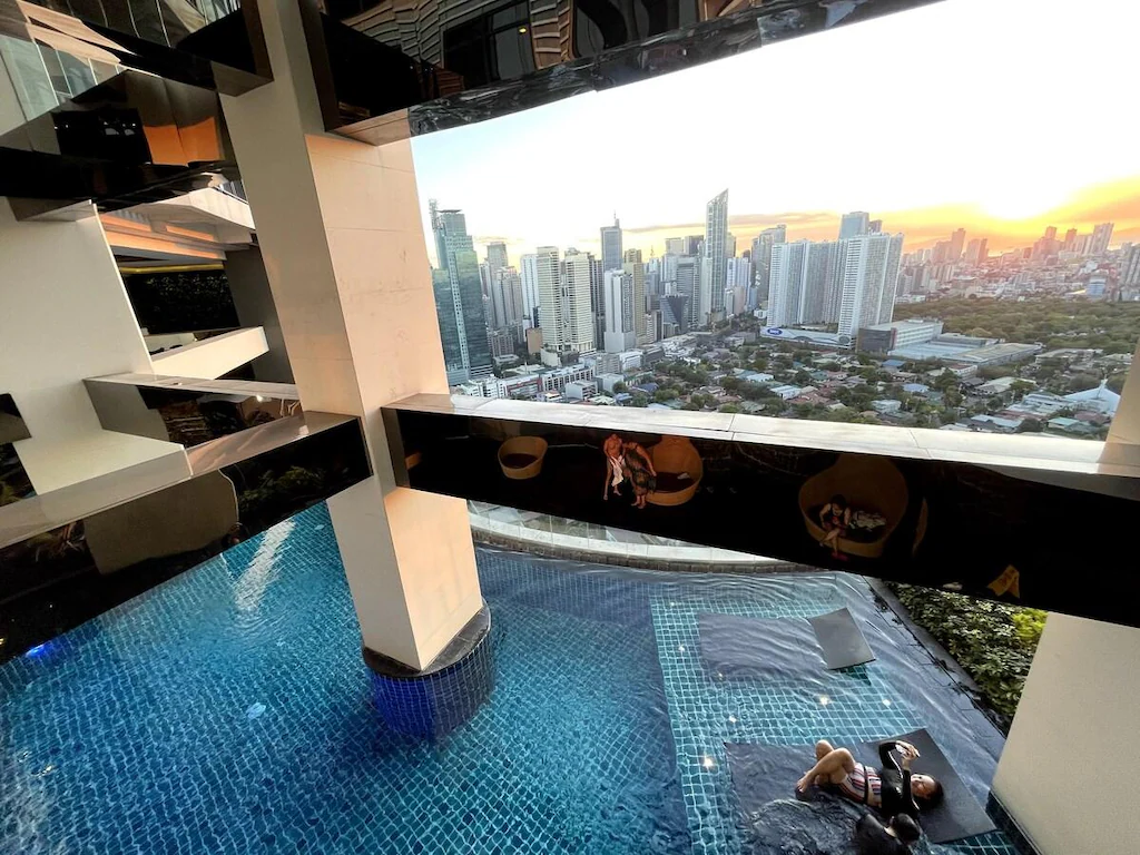 Cozy & Spacious 2BR Penthouse in Makati, Manila, Philippines