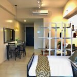 Cozy bedroom near the airport and skyway w/ wifi, Manila, Philippines