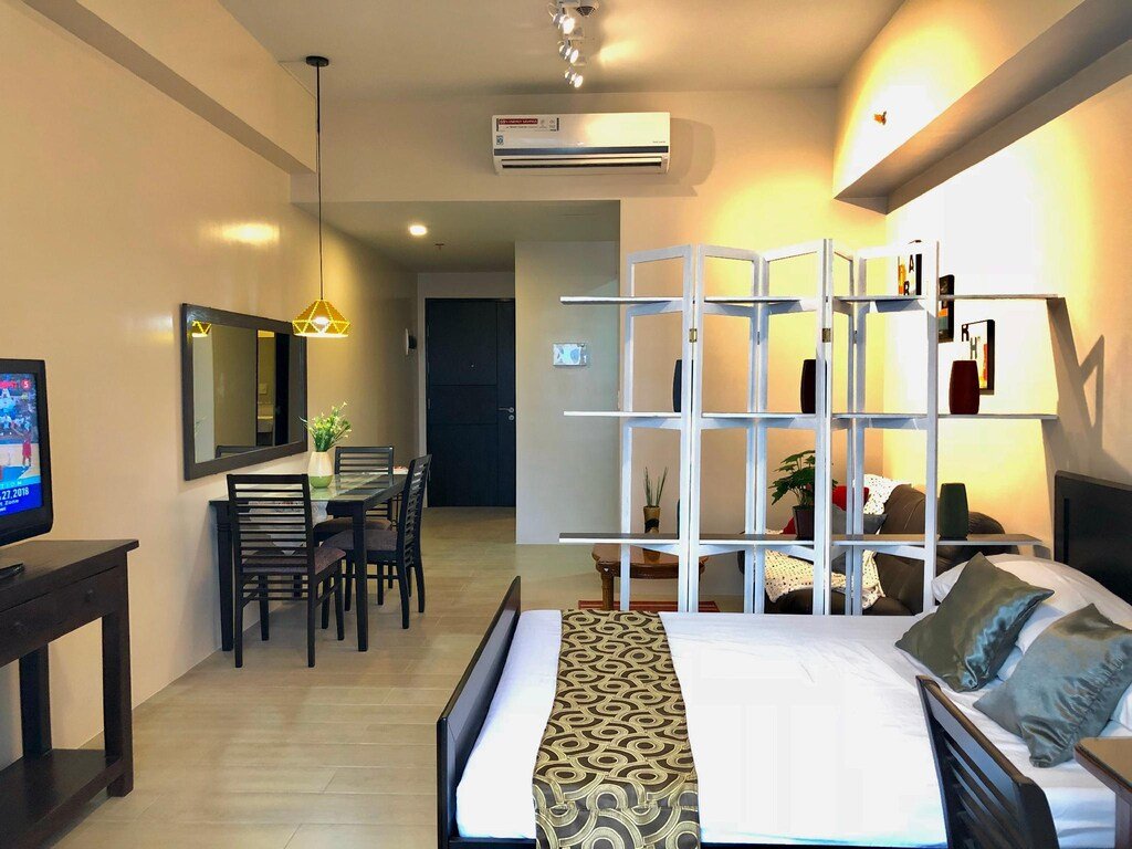 Your Manila Oasis: Finding Comfort Near the Runway