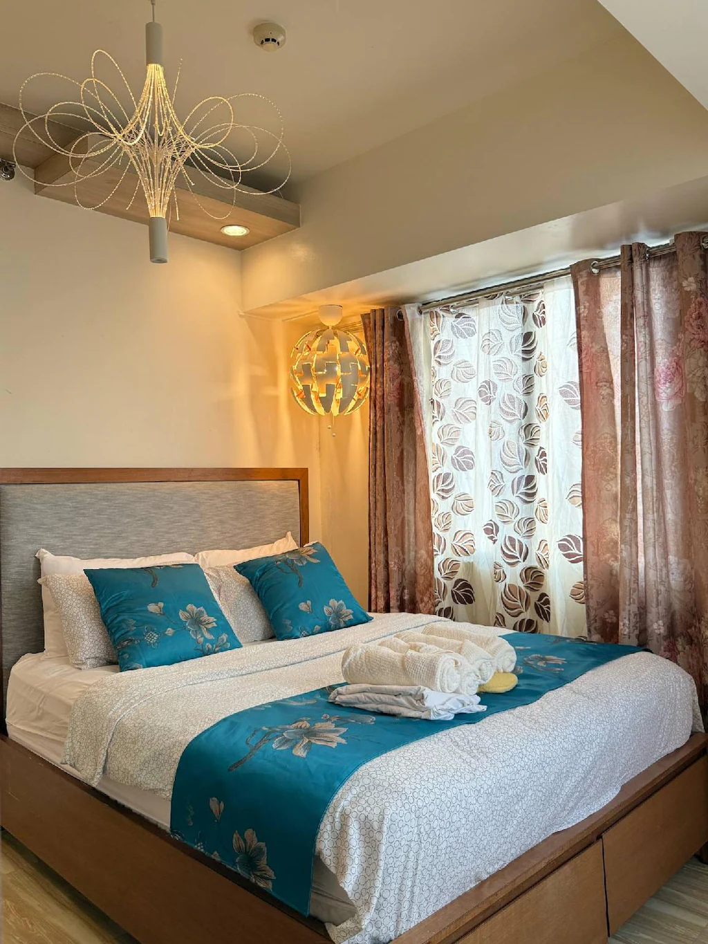 Cozy unit at Serin West Tagaytay, Tagaytay, Philippines