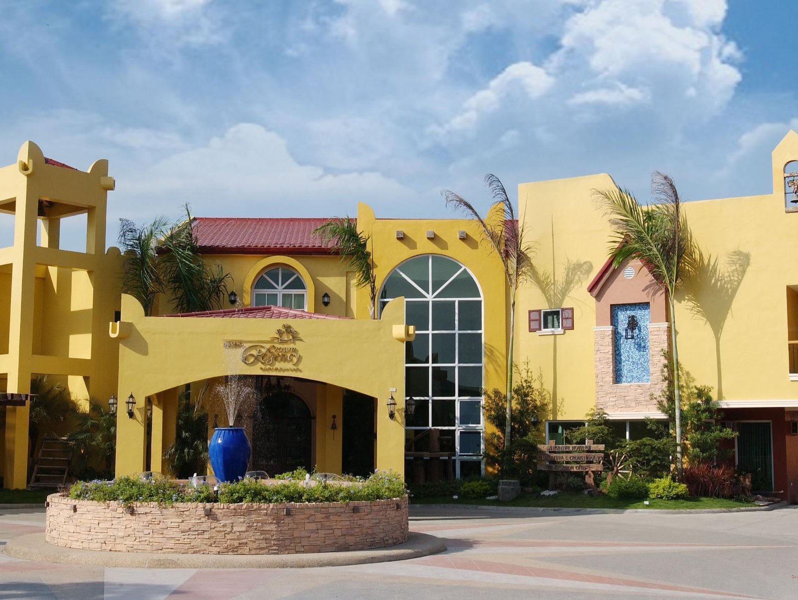 Crown Regency Residences Davao Hotel