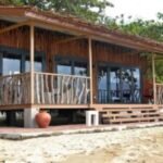 Crusoe Cabins Casobe